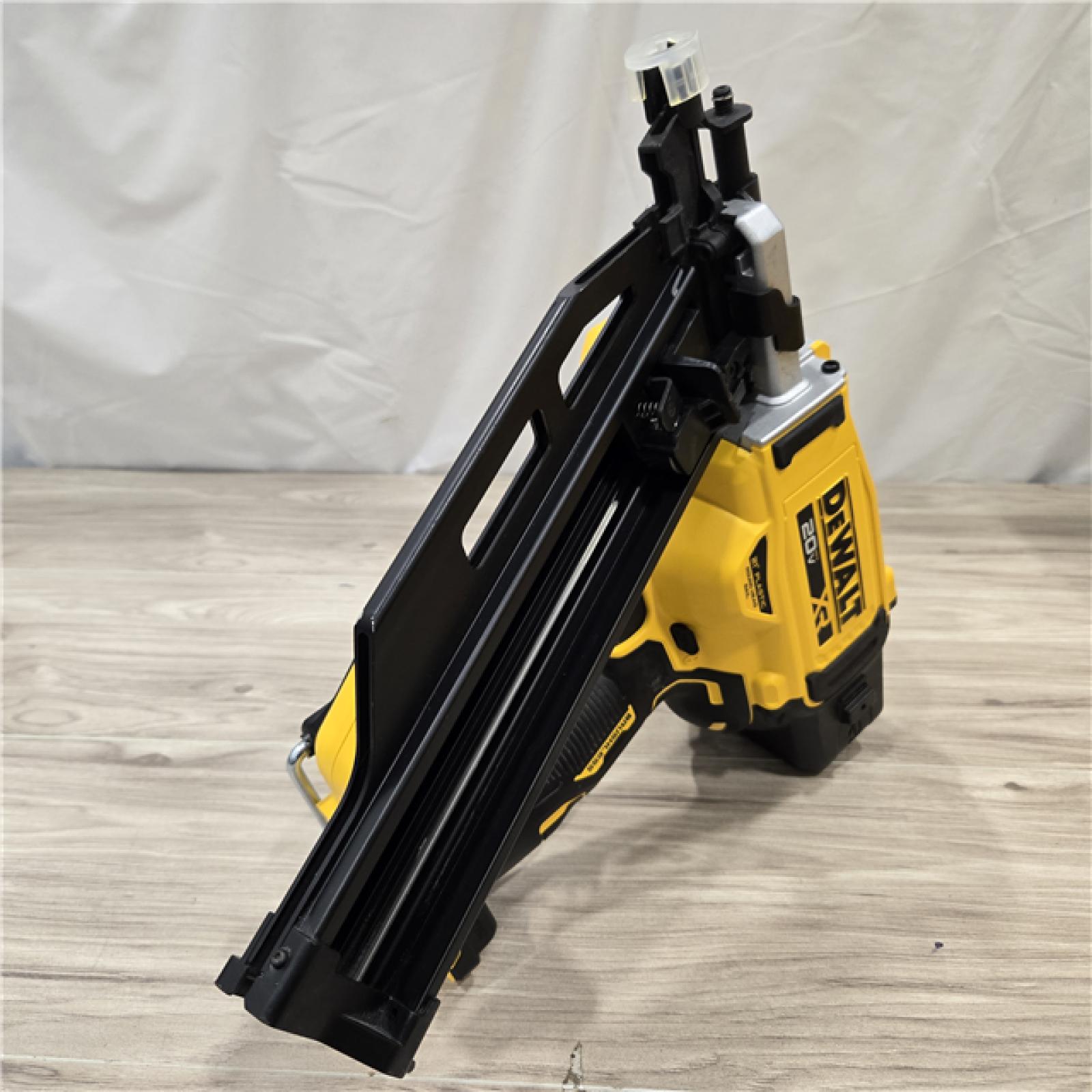 AS-IS DEWALT 20V 21° Cordless Framing Nailer (Tool-Only)
