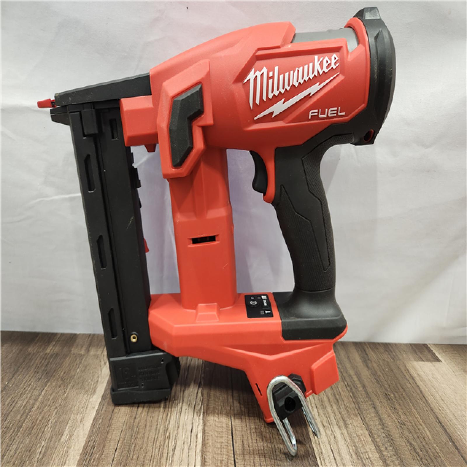 AS-IS- MILWAUKEE FUEL 18V Cordless 18-Gauge 1/4 in. Narrow Crown Stapler (Tool-Only)