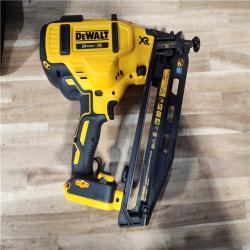 HOUSTON LOCATION - AS-IS DEWALT 20V MAX XR 16-Gauge Electric Cordless Angled Finishing Nailer Kit