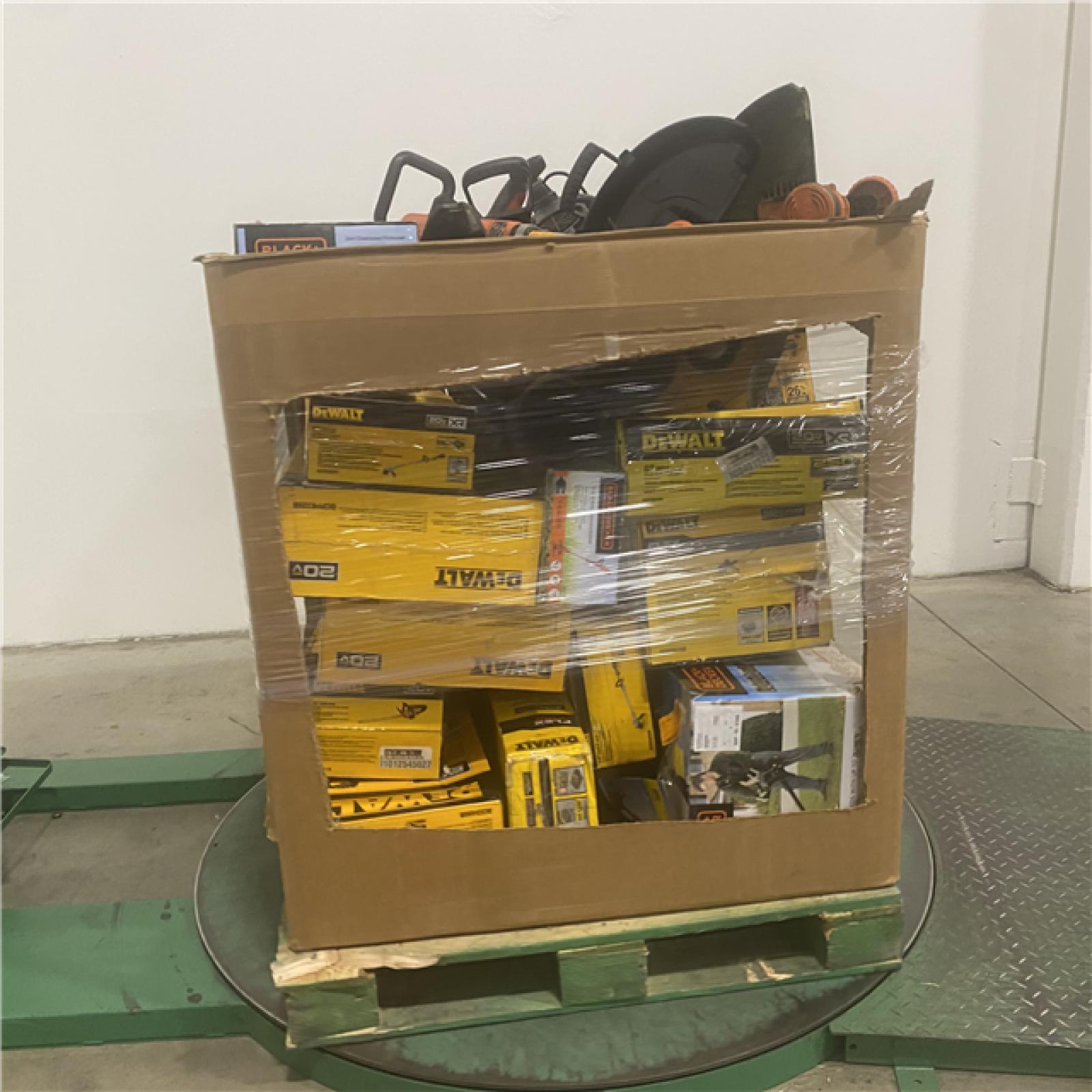 Dallas Location - As-Is Tool Pallet