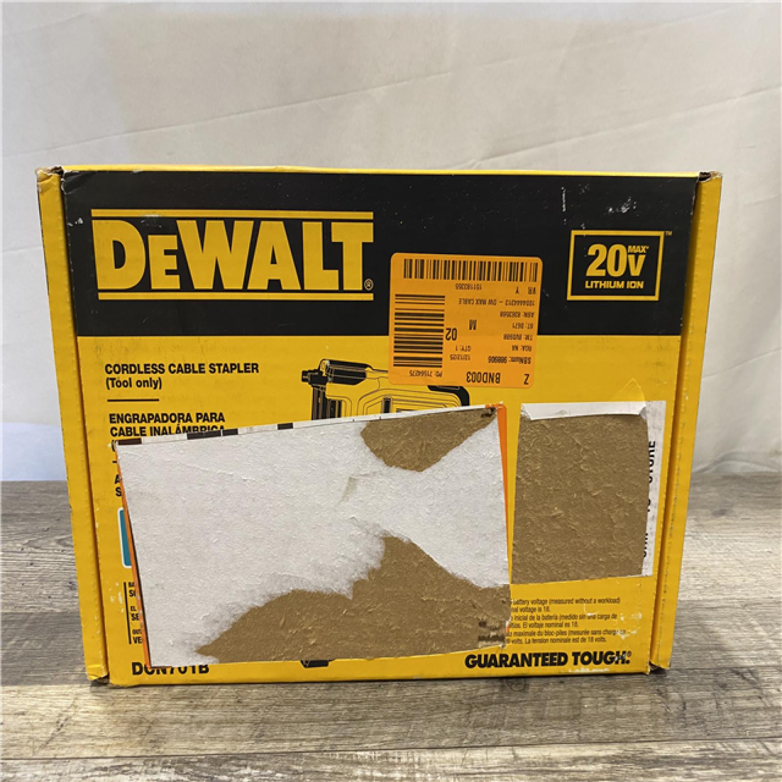 NEW - DEWALT 20V MAX Lithium-Ion Cordless Cable Stapler (Tool Only)