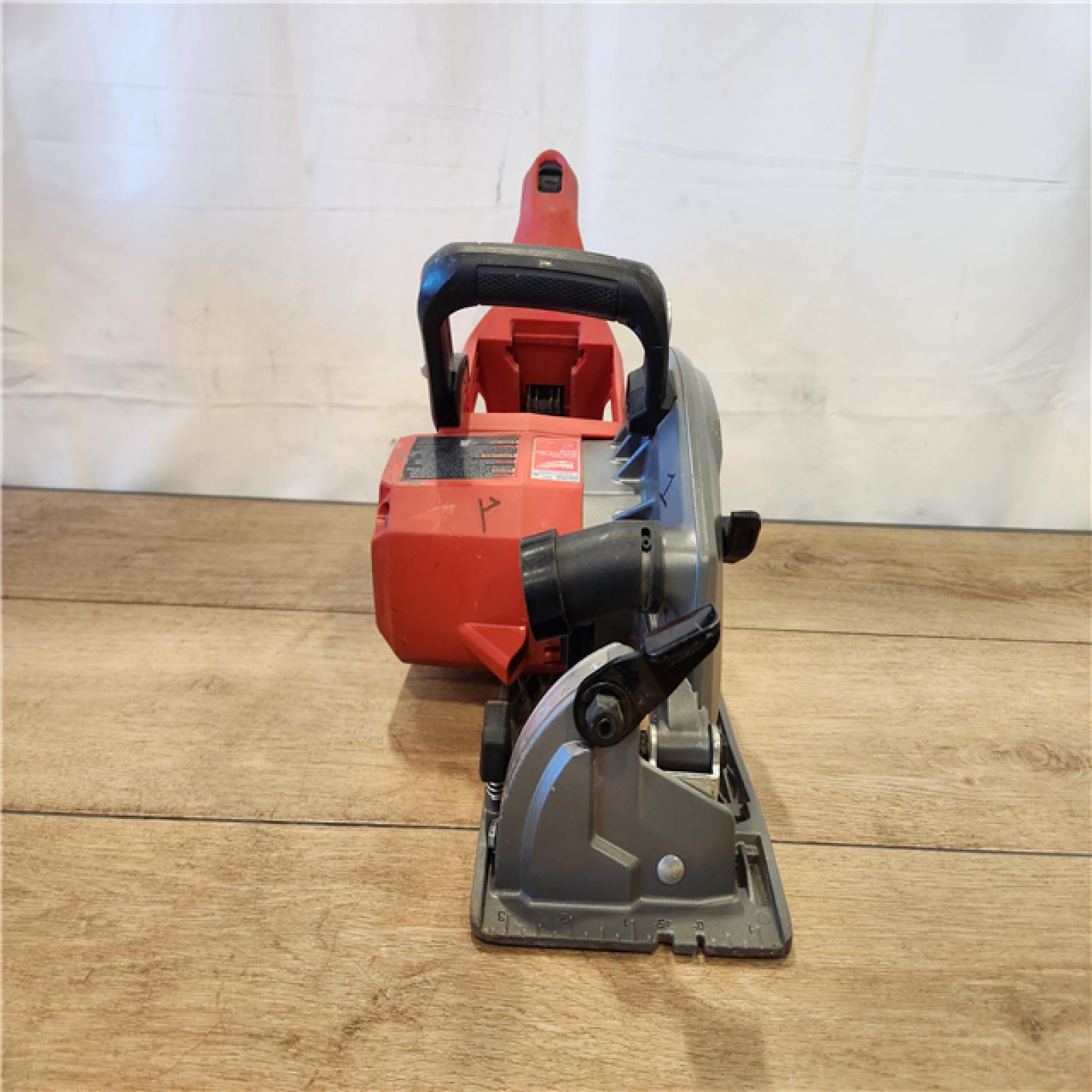 AS-IS- Milwaukee  FUEL 18V Lithium-Ion Cordless 7-1/4 in. Rear Handle Circular Saw (Tool-Only)