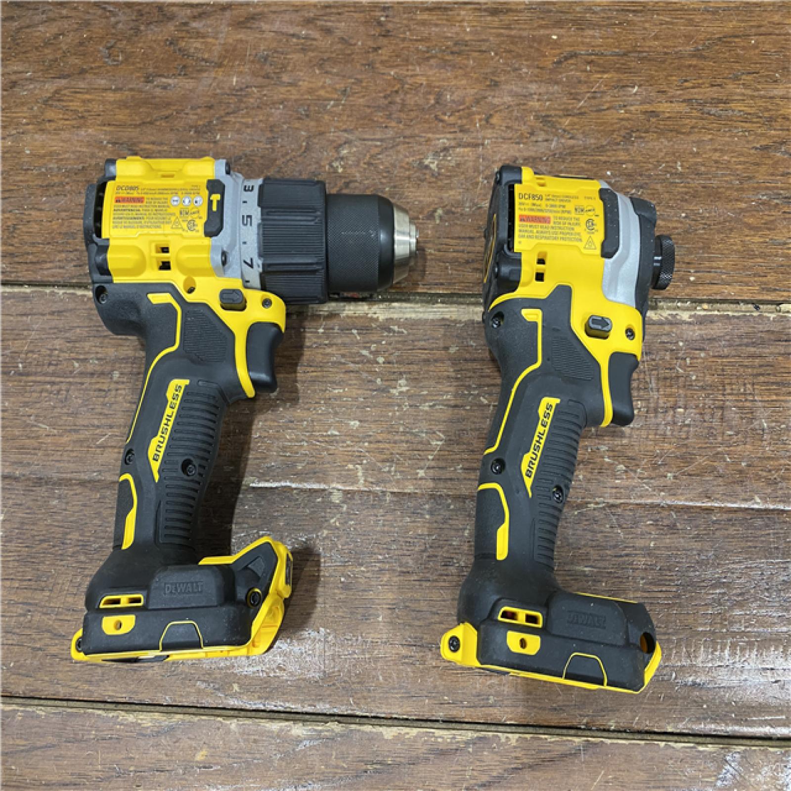 AS-IS DEWALT 20V MAX XR Hammer Drill and ATOMIC Impact Driver 2 Tool Cordless Combo Kit with (2) 4.0Ah Batteries, Charger, and Bag