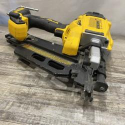 AS-IS DEWALT 20V 30 Degree Cordless Framing Nailer (Tool-Only)