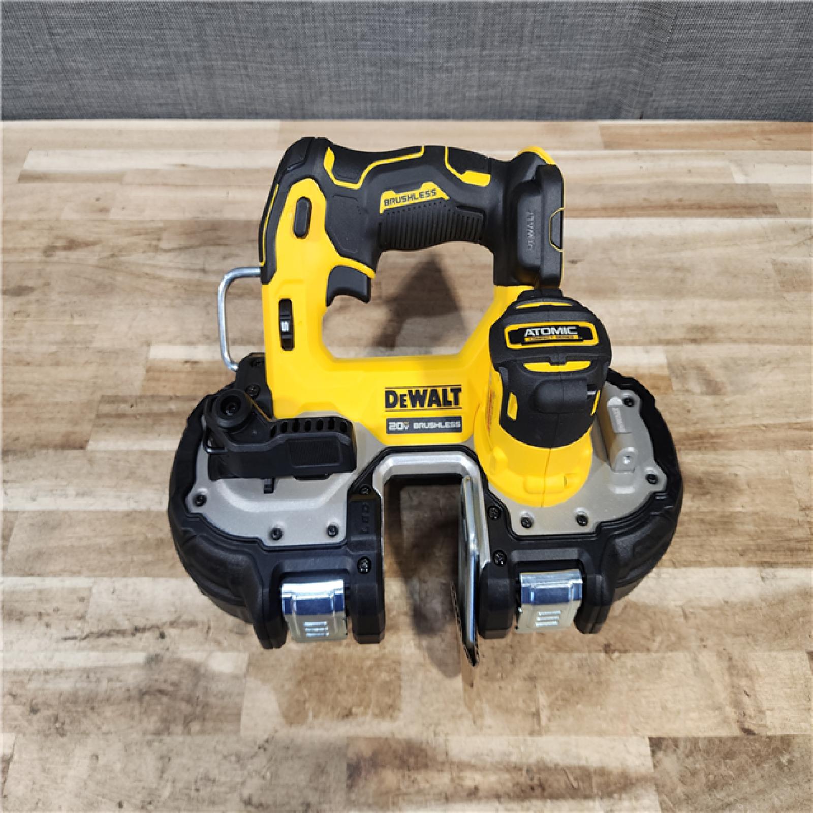 HOUSTON LOCATION - AS-IS DEWALT ATOMIC 20V MAX Cordless Brushless Compact 1-3/4 in. Bandsaw (Tool Only)