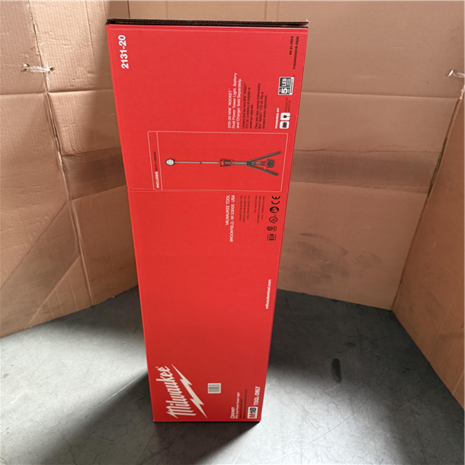 California NEW Milwaukee M18 Dual Power Tower Light (Tool Only)
