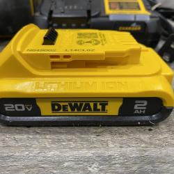 AS-IS DEWALT 20V MAX XR Lithium-Ion 16-Gauge Cordless Finish Nailer Kit