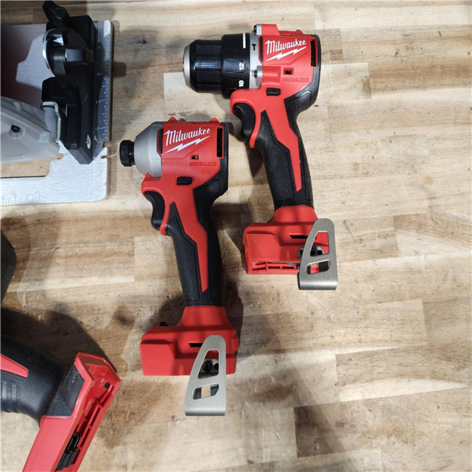 HOUSTON LOCATION - AS-IS Milwaukee M18 18-Volt Lithium-Ion Brushless Cordless 4-Tool Combo Kit