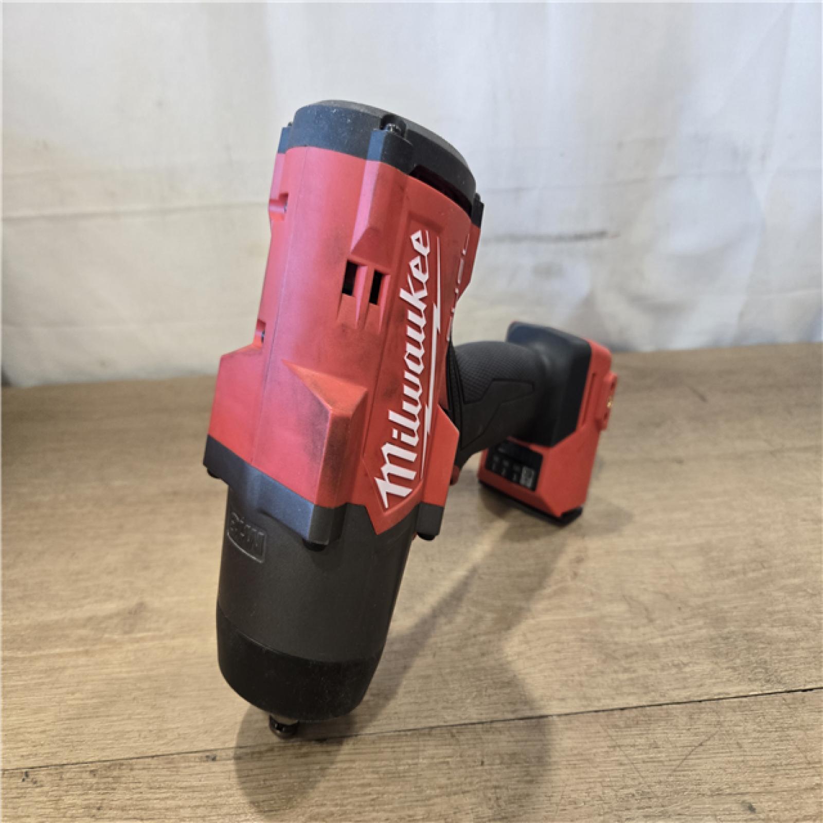 AS-IS Milwaukee FUEL 18V Cordless 1/2 in. Impact Wrench Kit