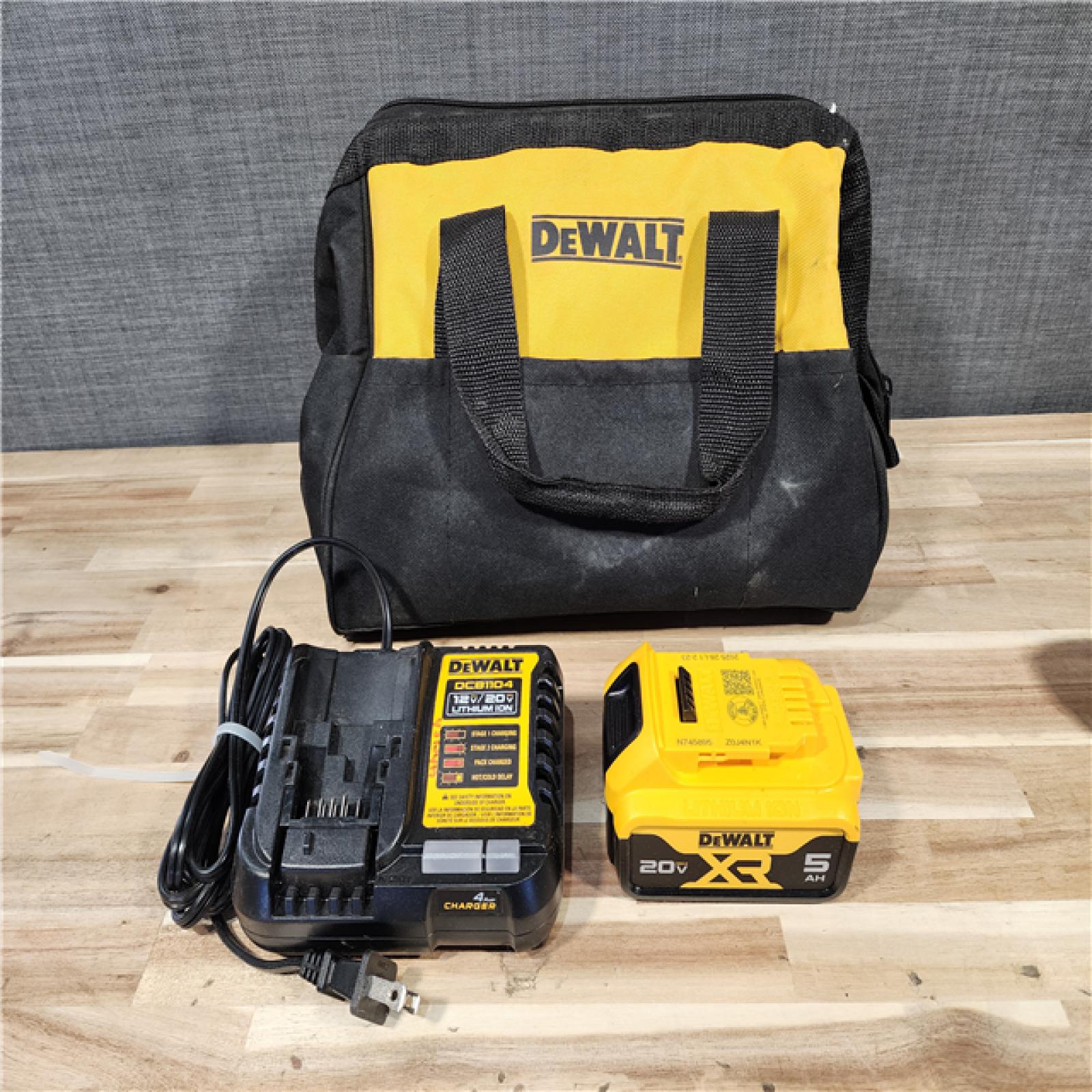 HOUSTON LOCATION - AS-IS DEWALT 20V MAX* XR 1/2 High Torque Impact Wrench W/ BATTERY & CHARGER