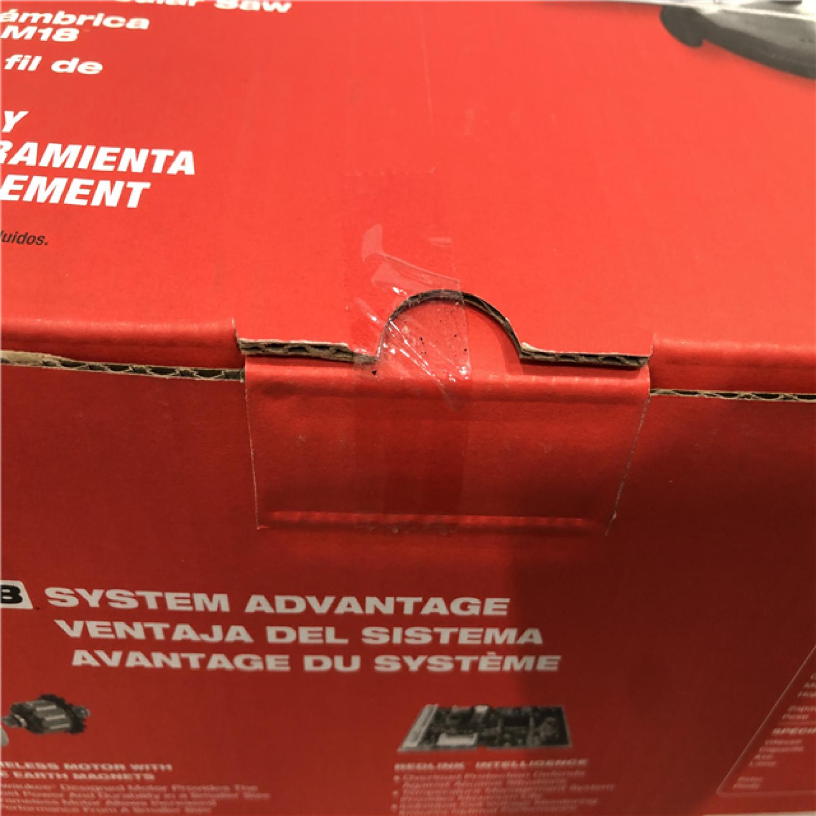 NEW- Milwaukee M18 18V Lithium-Ion Cordless 6-1/2 in. Circular Saw (Tool-Only)