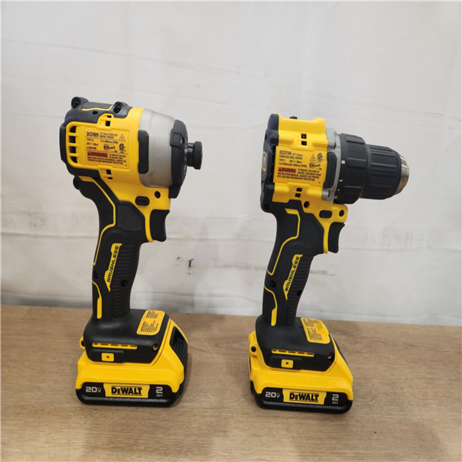 AS-IS- DEWALT ATOMIC 20-Volt MAX Lithium-Ion Cordless Combo Kit