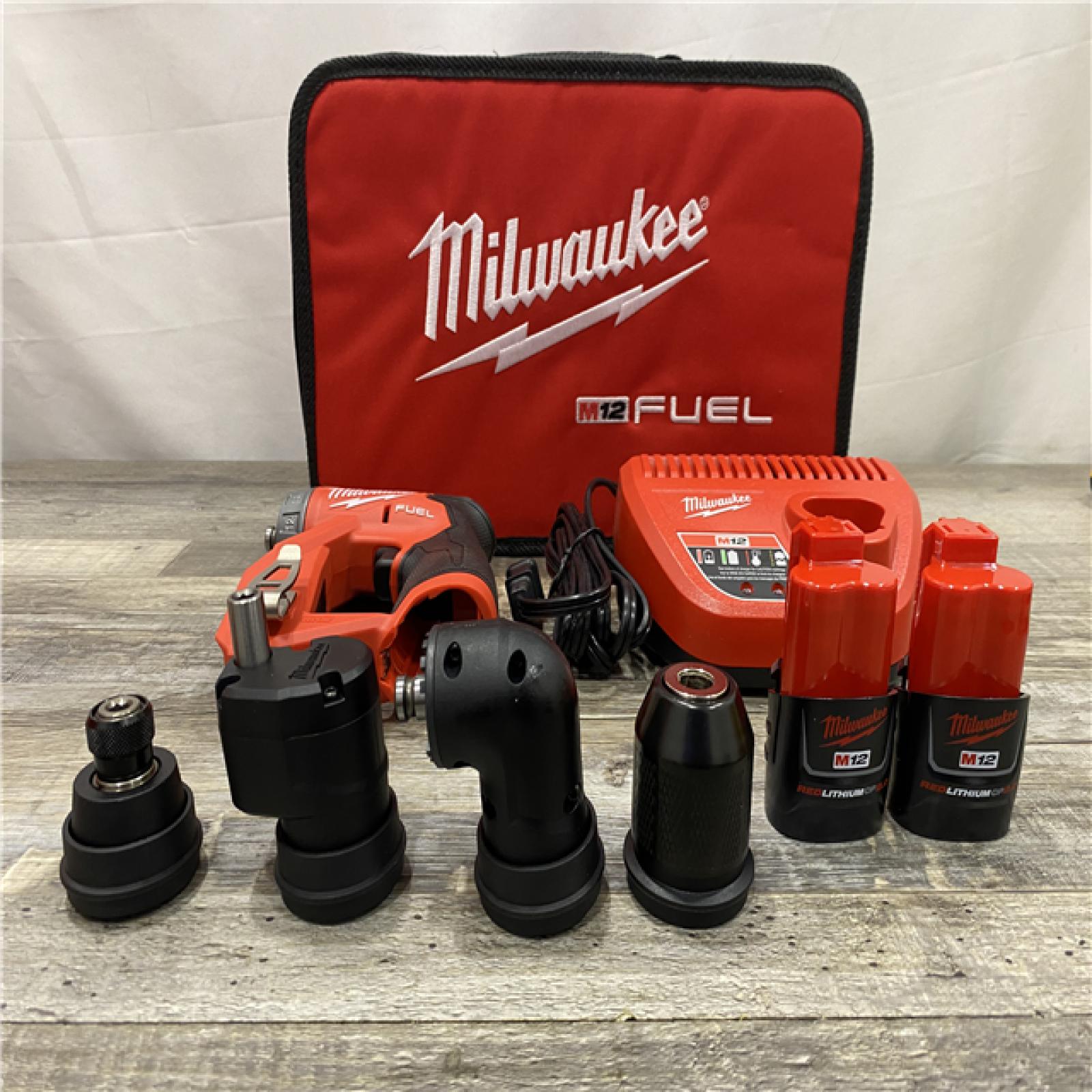Milwaukee FUEL 12V Lithium-Ion Brushless Cordless 4-in-1 Installation 3/8 in. Drill Driver Kit