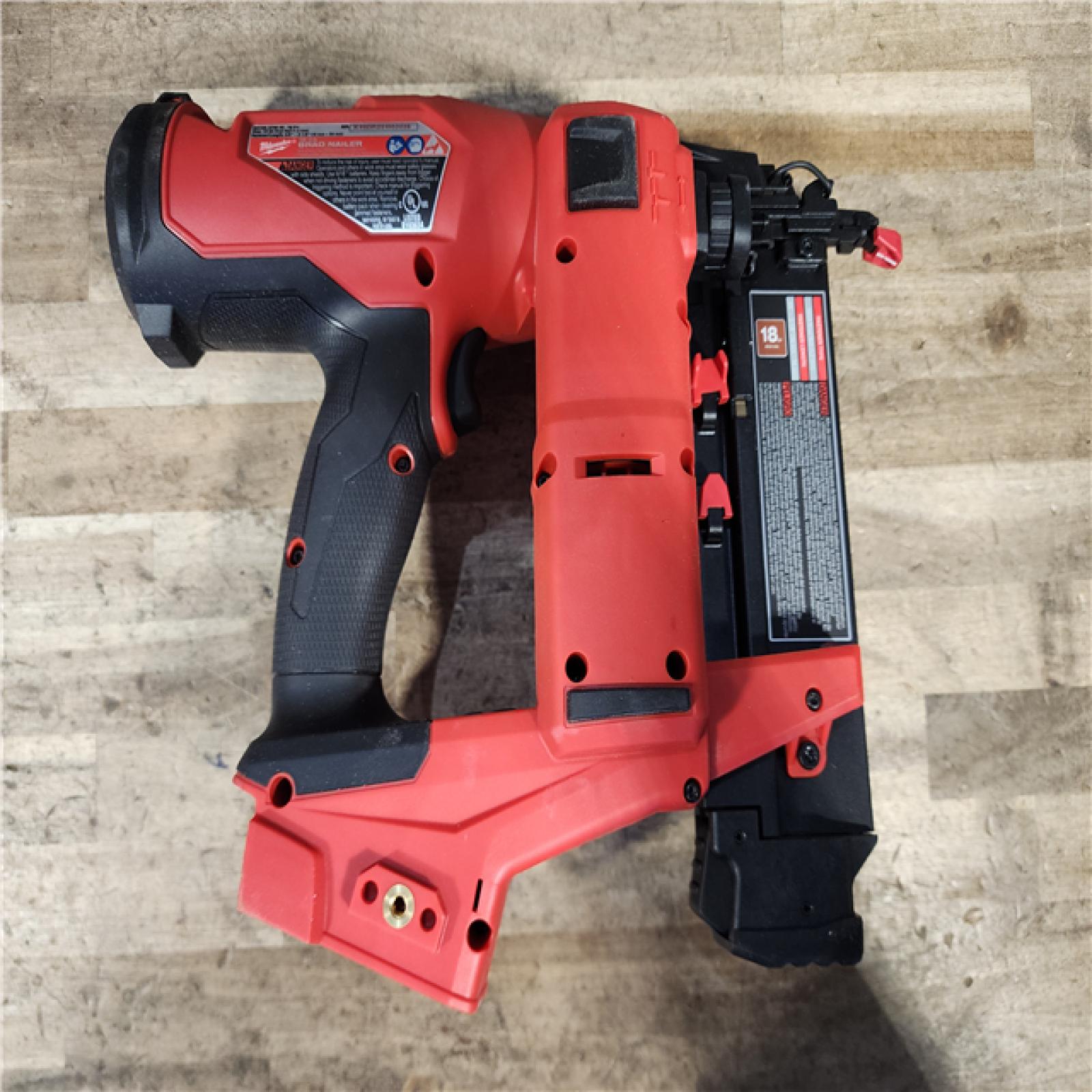 HOUSTON LOCATION - AS-IS Milwaukee FUEL 18-Volt Lithium-Ion Brushless Cordless Gen II 18-Gauge Brad Nailer (Tool-Only)