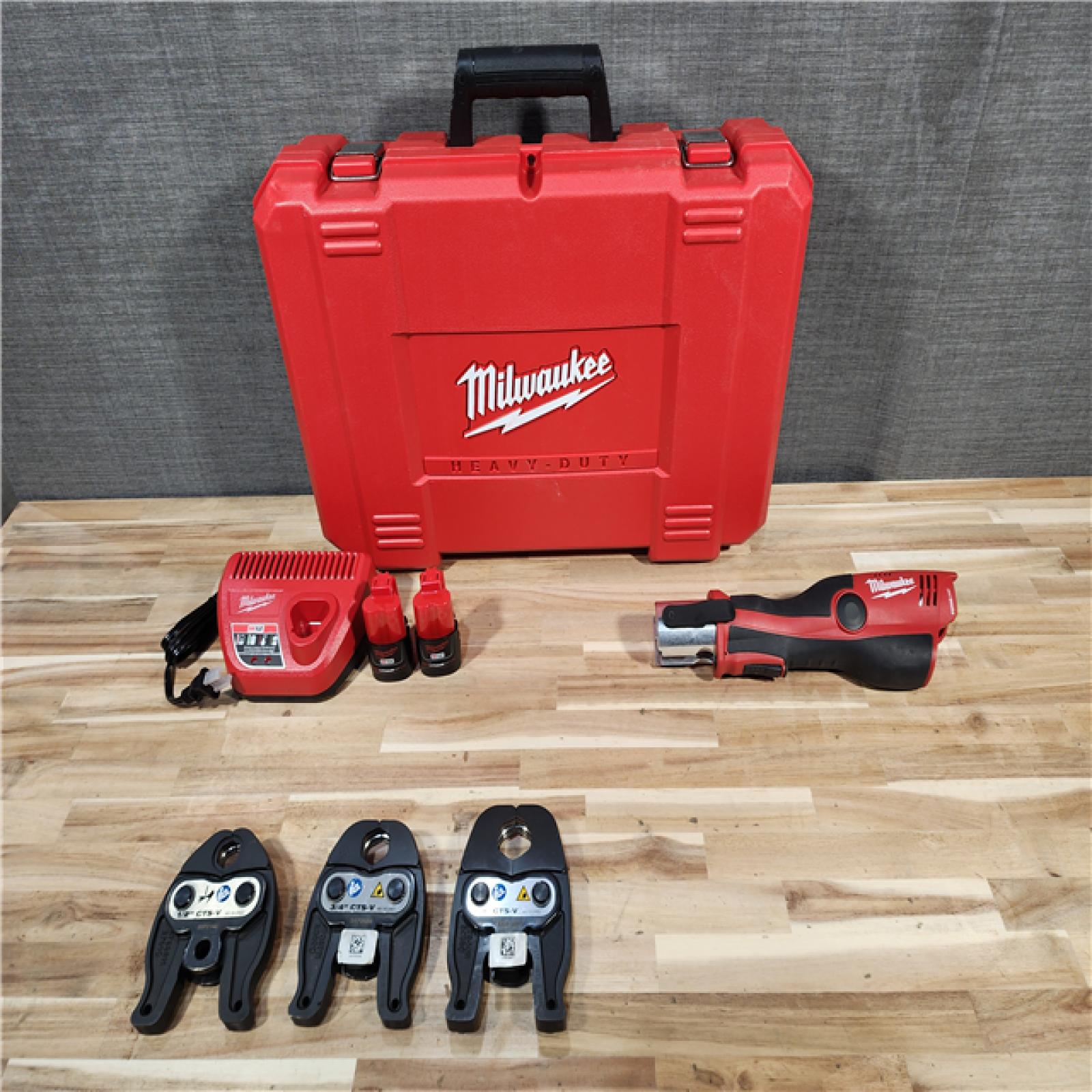 HOUSTON LOCATION - AS-IS M12 12-Volt Lithium-Ion Force Logic Cordless Press Tool Kit (3 Jaws Included) with Two 1.5 Ah Battery and Hard Case