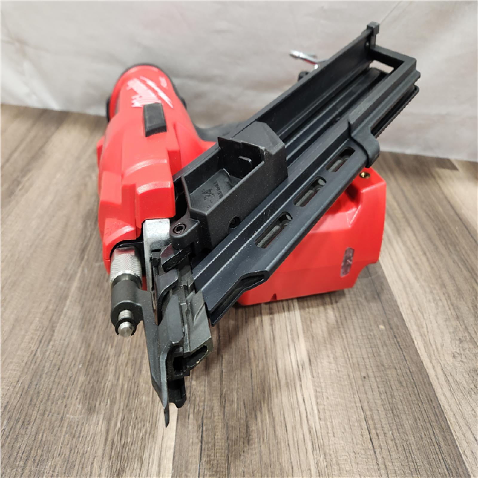 AS-IS- Milwaukee M18 FUEL 30 Degree Framing Nailer (TOOL ONLY)