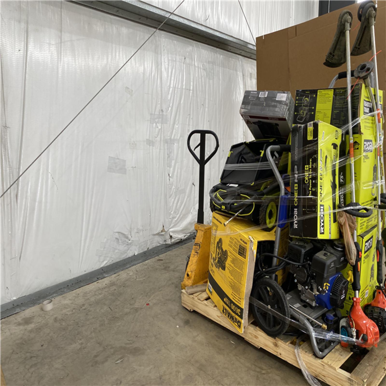Houston Location AS IS - Outdoor Power Equipment