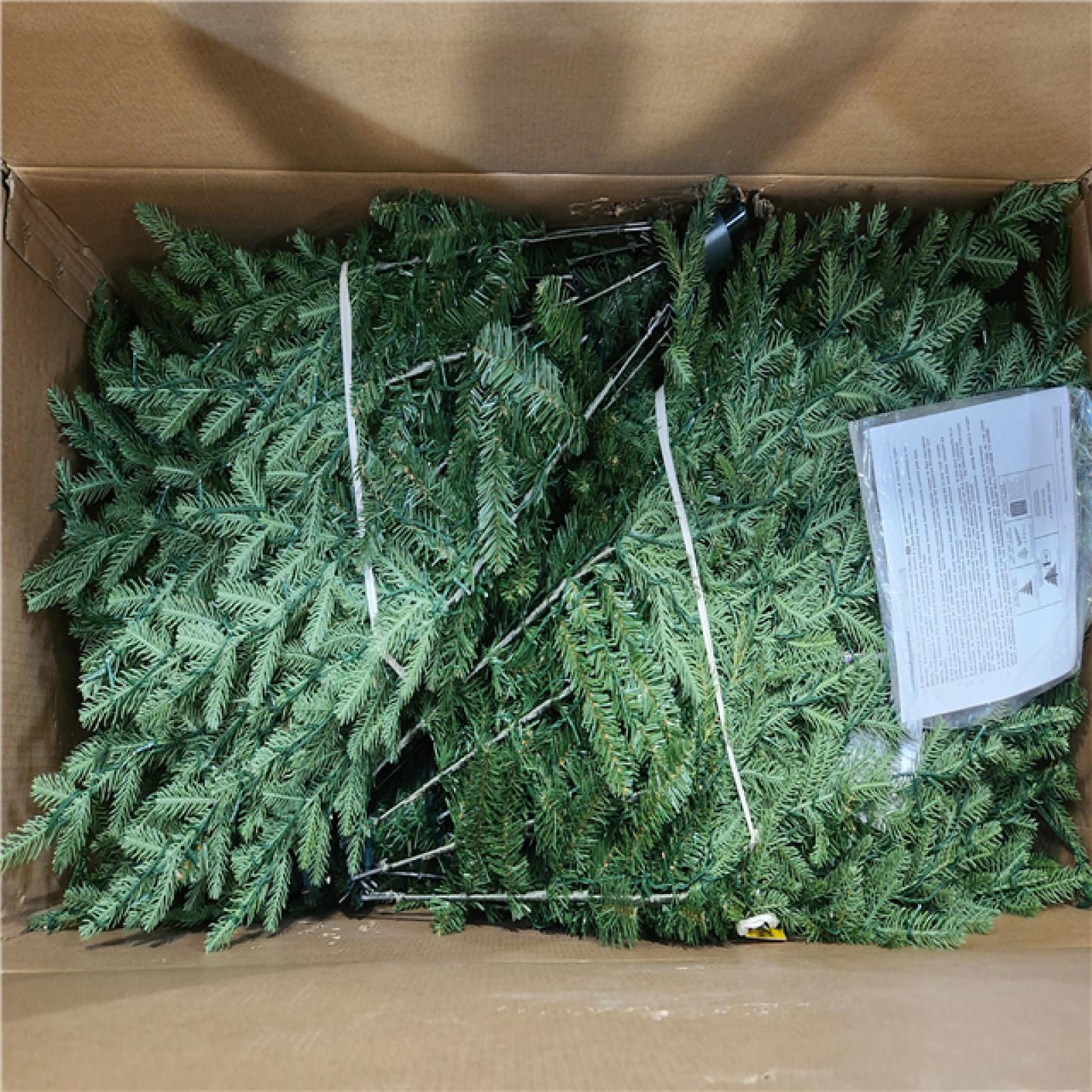 Phoenix NEW Home Decorators Collection 12 ft. Grand Duchess Twinkling Balsam Fir LED Pre-Lit Artificial Christmas Tree