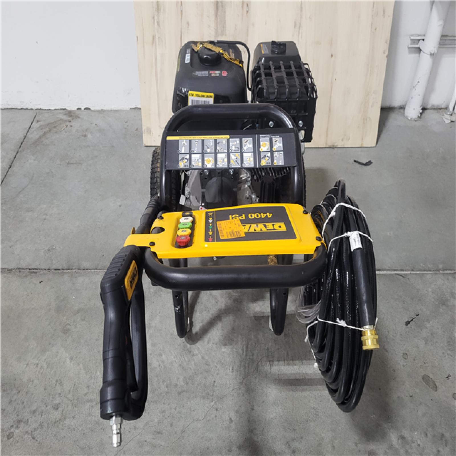 CALIFORNIA AS-IS DEWALT 4400 PSI 4.0 GPM Cold Water Gas Pressure Washer