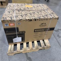 DALLAS LOCATION- TRAEGER Woodridge Elite Wi-Fi Pellet Grill and Smoker in Black