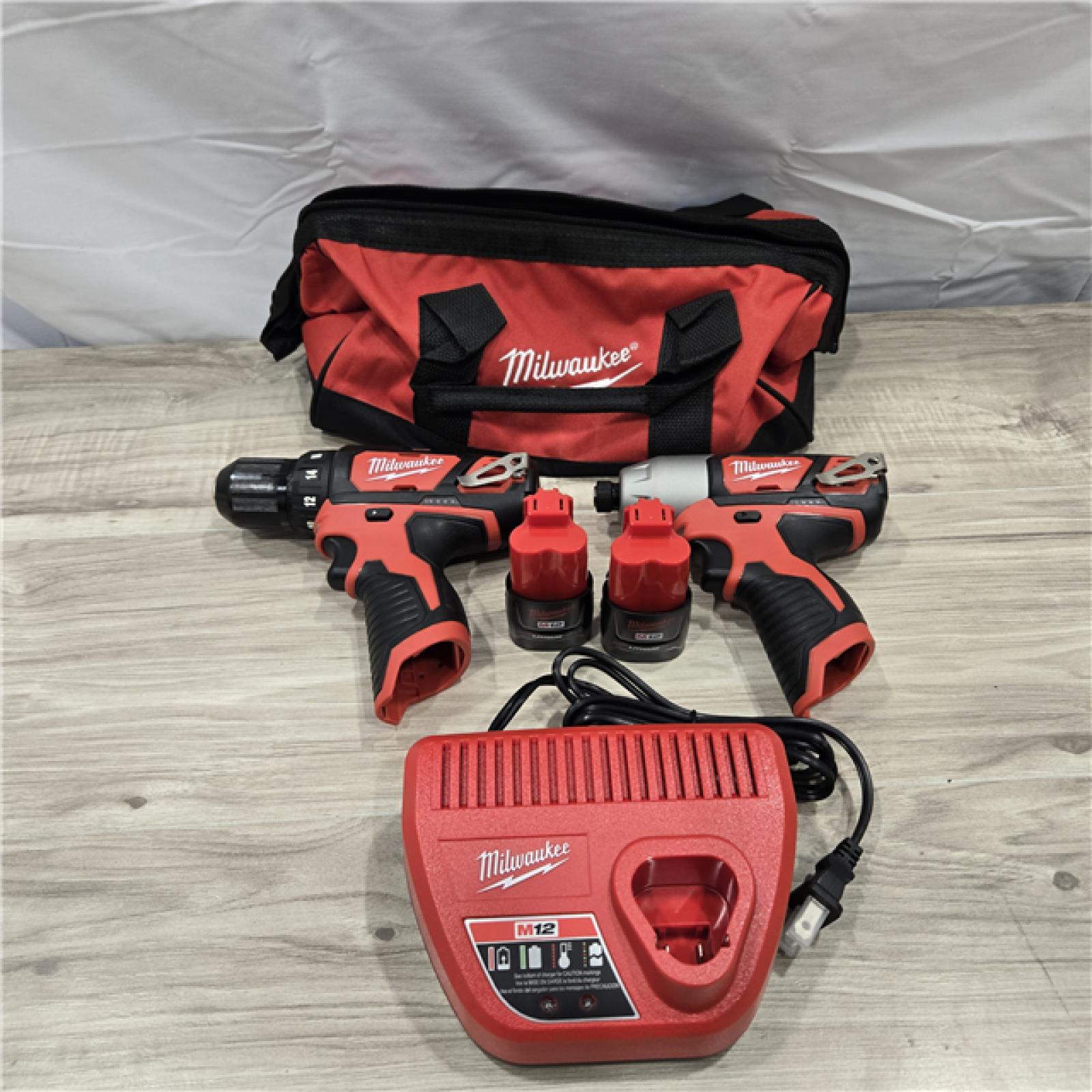 LIKE NEW! - Milwaukee 12V Cordless Drill Driver/Impact Driver Combo Kit