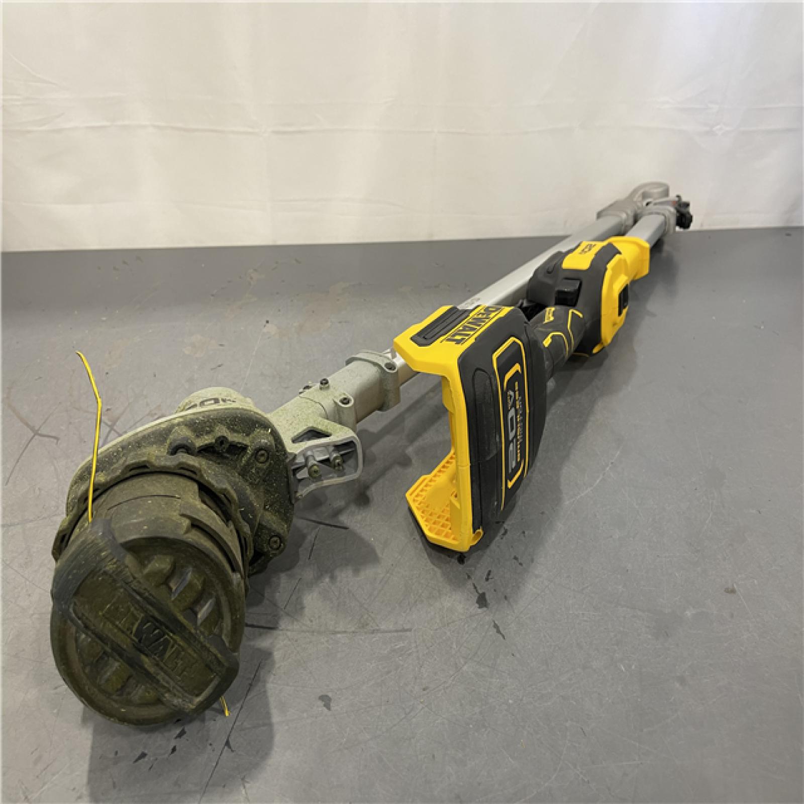AS-IS - DEWALT 20V MAX 14 in. Brushless Cordless Battery Powered Foldable String Trimmer