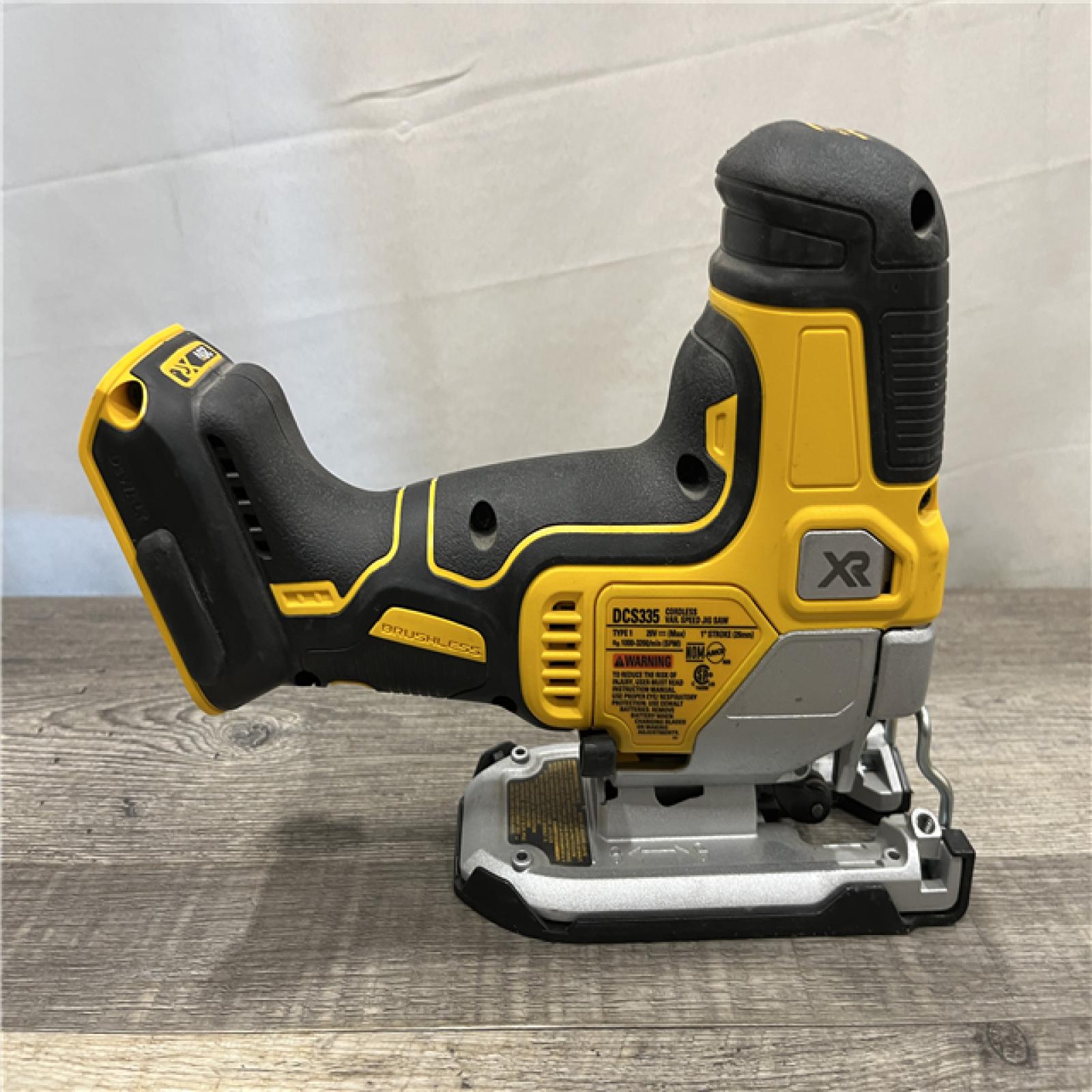 AS-IS DEWALT 20V MAX XR Cordless Barrel Grip Jigsaw (Tool Only)