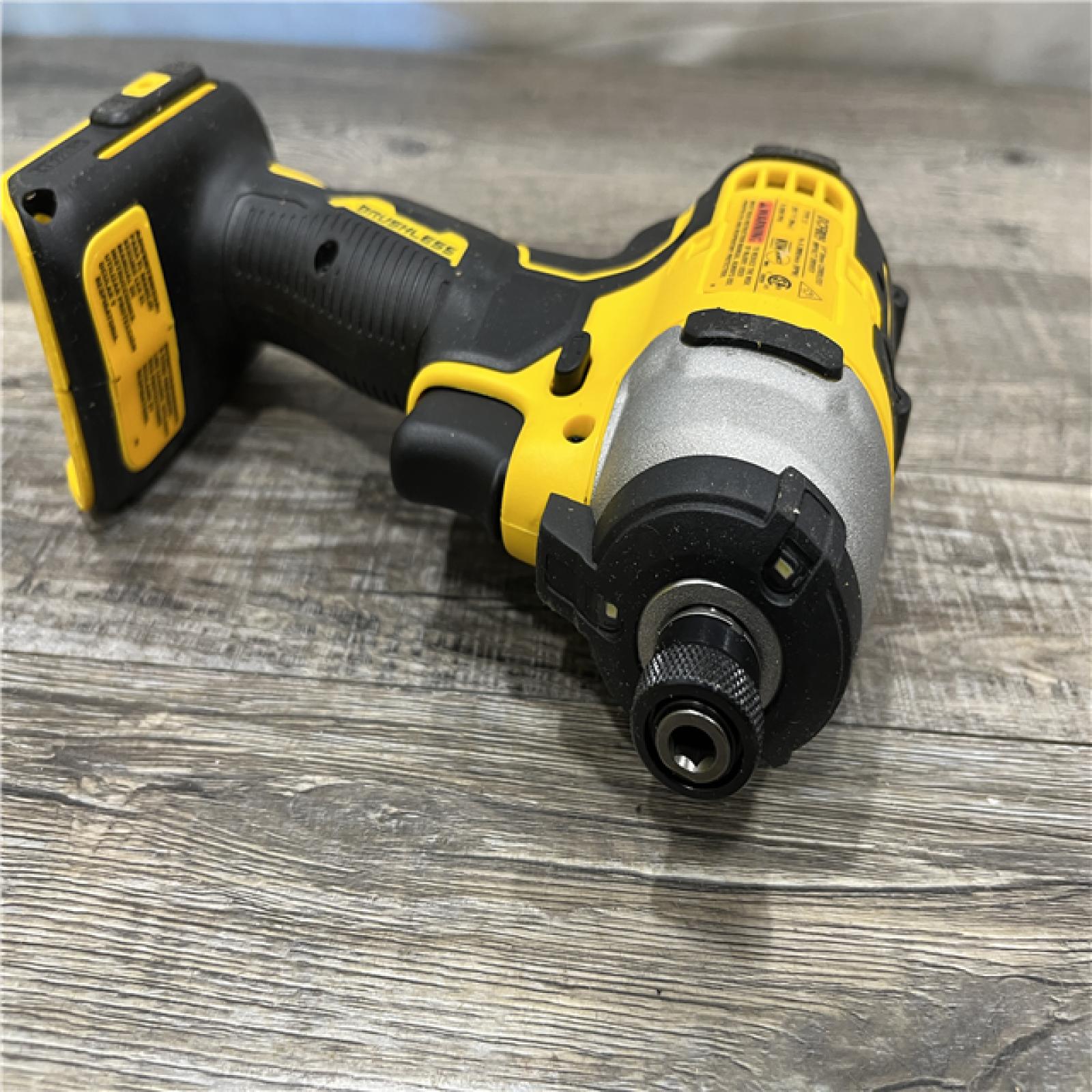 AS-IS DEWALT Atomic 20V Max Lithium-Ion Brushless Cordless Compact 1/4 in. Impact Driver Kit