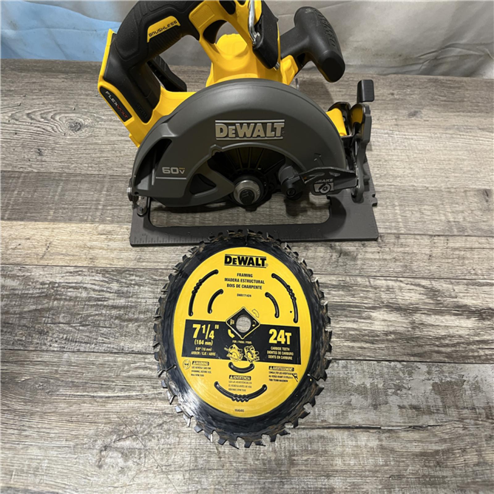 AS-IS DEWALT FLEXVOLT 60V MAX Cordless Brushless 7-1/4 in. Circular Saw with Brake (Tool Only)