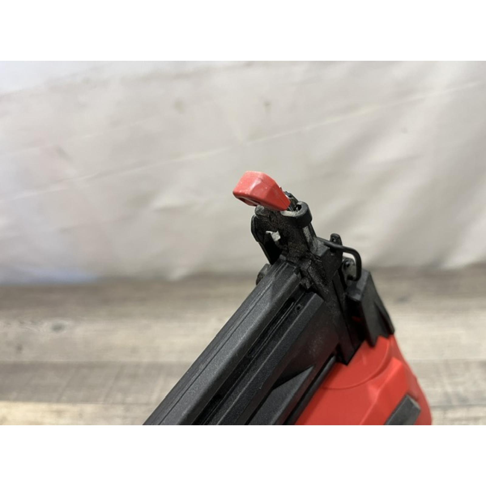 AS-IS Milwaukee FUEL 18-Volt Lithium-Ion Brushless Cordless Gen II 18-Gauge Brad Nailer (Tool-Only)