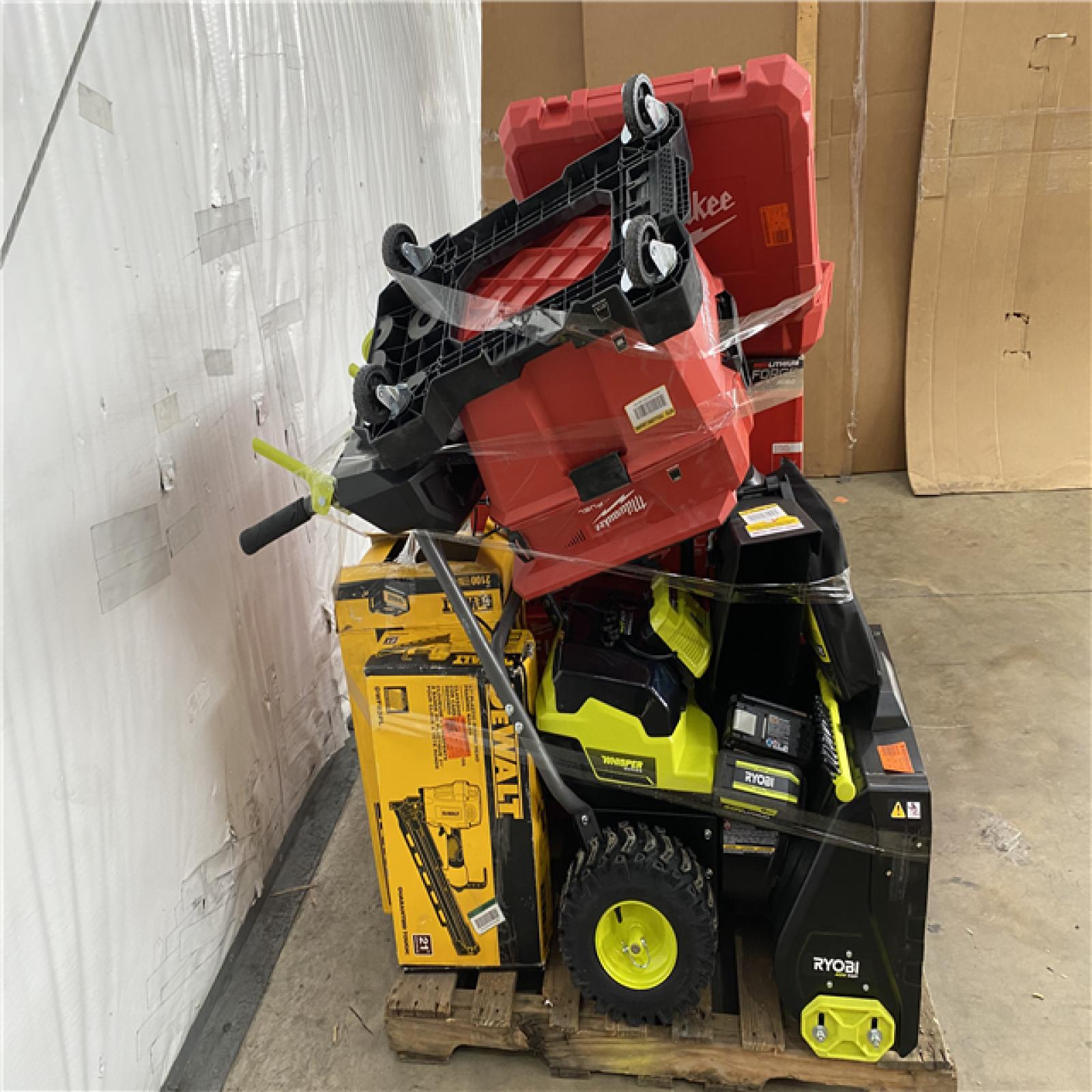 Houston Location AS IS - Tool Pallet