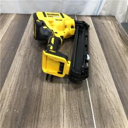 AS-IS DEWALT 20V MAX XR Lithium-Ion Cordless 2-1/2 in. 15-Gauge Finish Nailer Kit