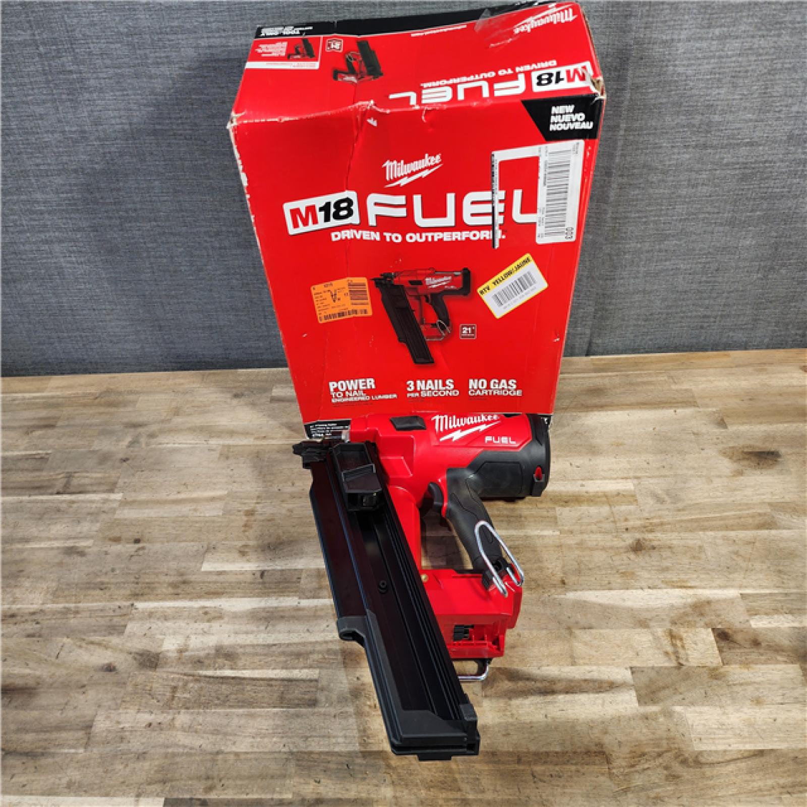 HOUSTON LOCATION - AS-IS (APPEARS LIKE NEW) Milwaukee 2744-20 M18 FUEL 3-1/2 in. 18-Volt 21-Degree Lithium-Ion Brushless Cordless Framing Nailer (Tool-Only)