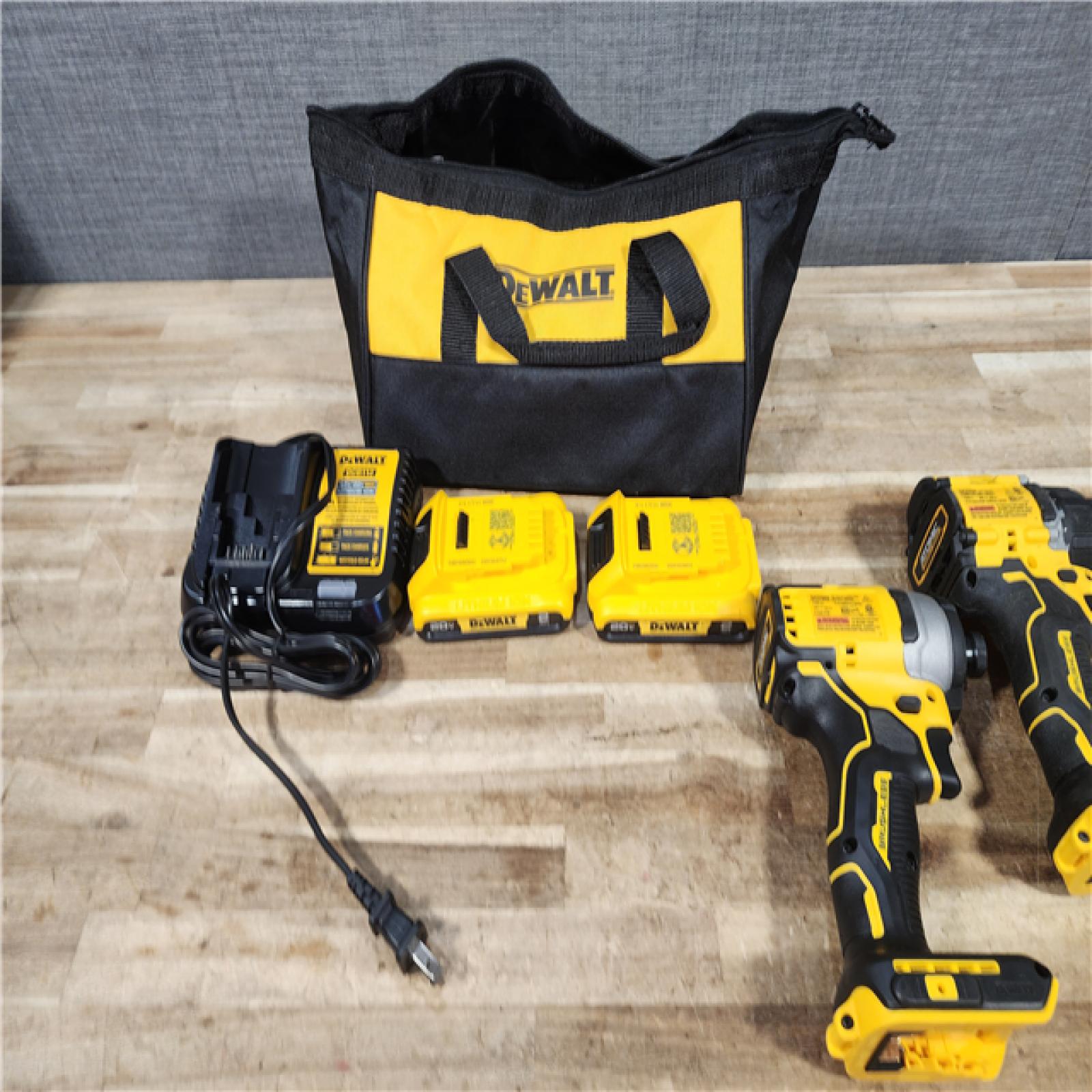 HOUSTON LOCATION - AS - IS DEWALT ATOMIC 20-Volt MAX Lithium-Ion Cordless Combo Kit
