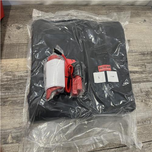 AS-IS Milwaukee Women's Large 12-Volt Lithium-Ion Cordless AXIS Black Heated Quilted Jacket Kit