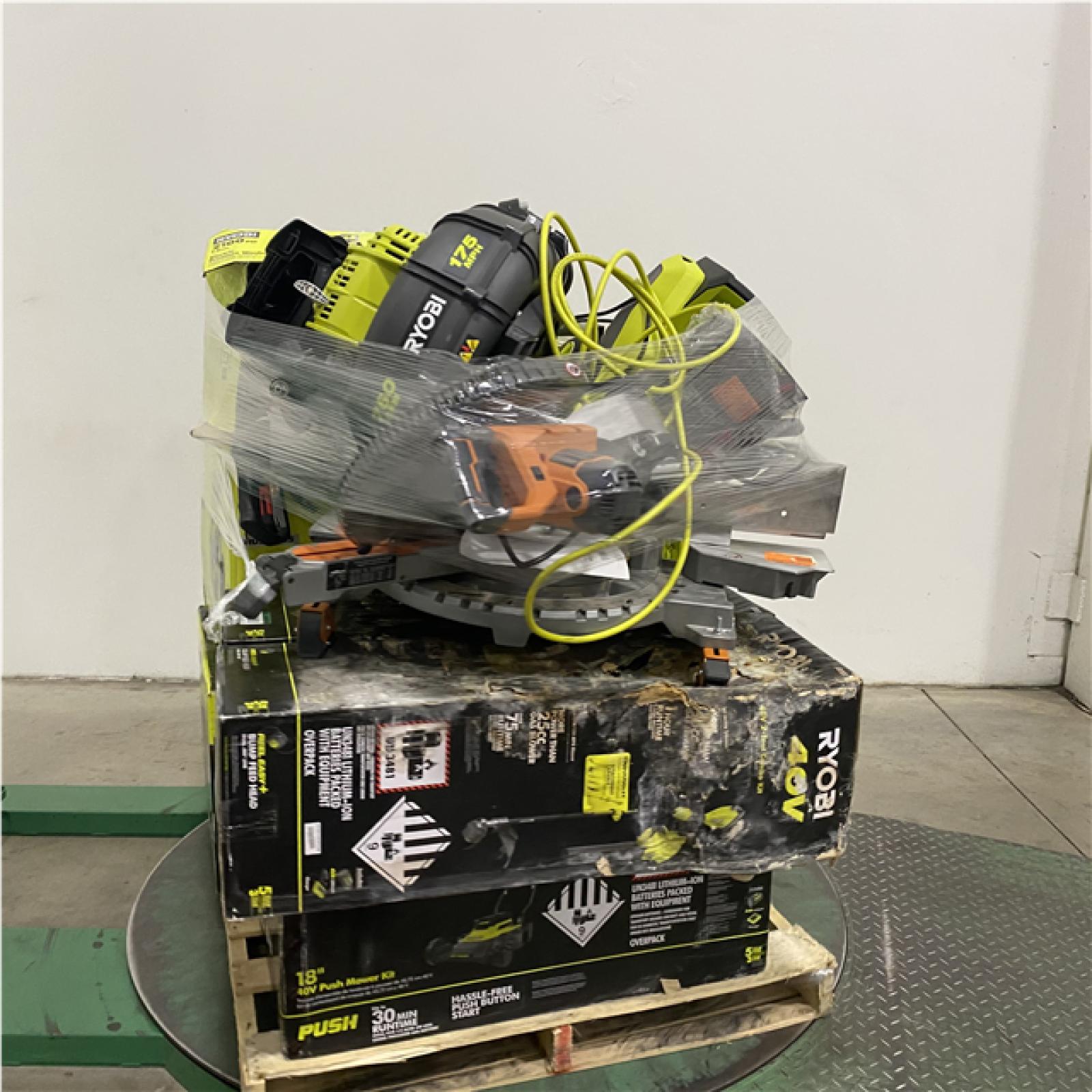 Dallas Location - As-Is Tool Pallet