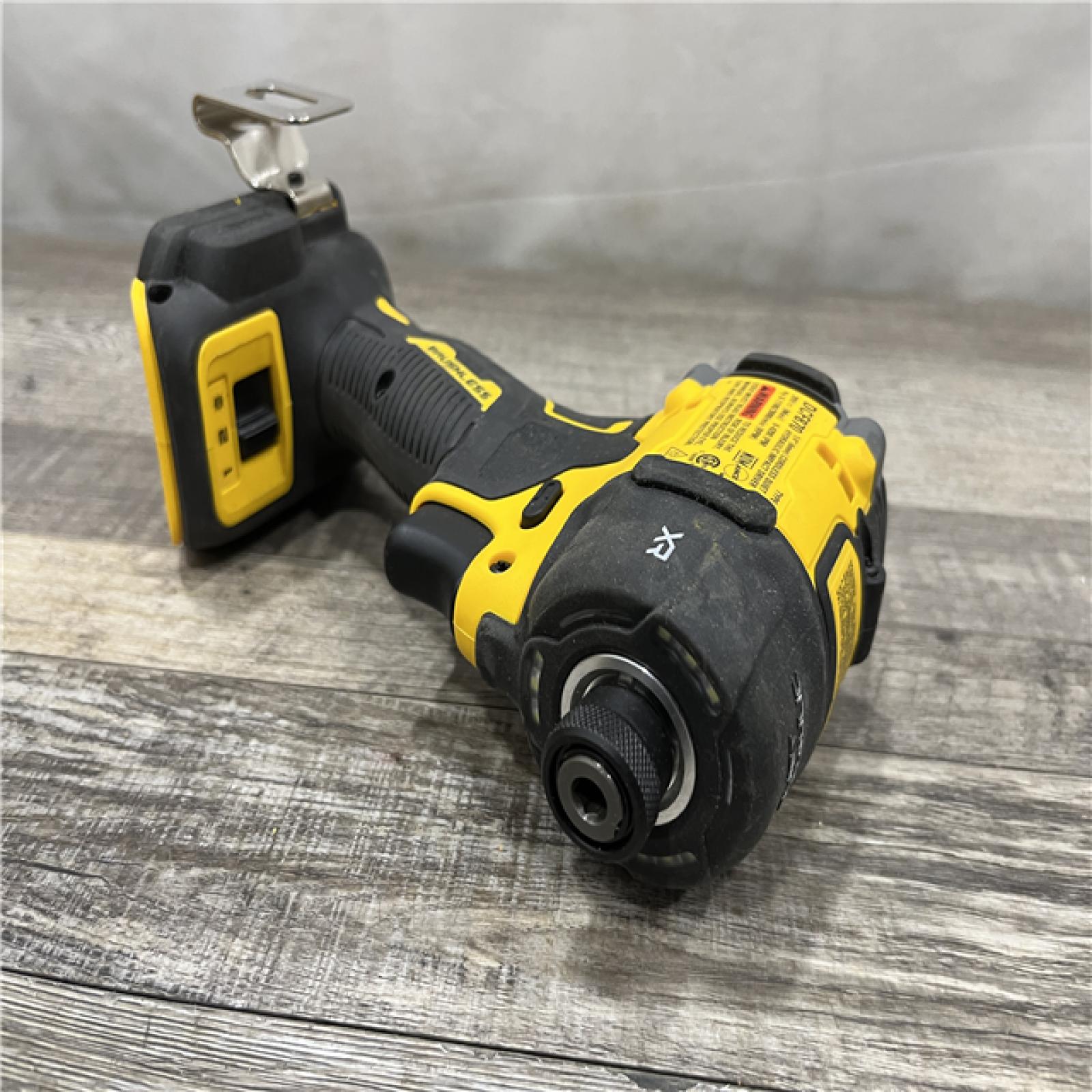 AS-IS DEWALT 20V XR Brushless Cordless 1/4 in. Quiet Hydraulic Impact Driver (Tool-Only)