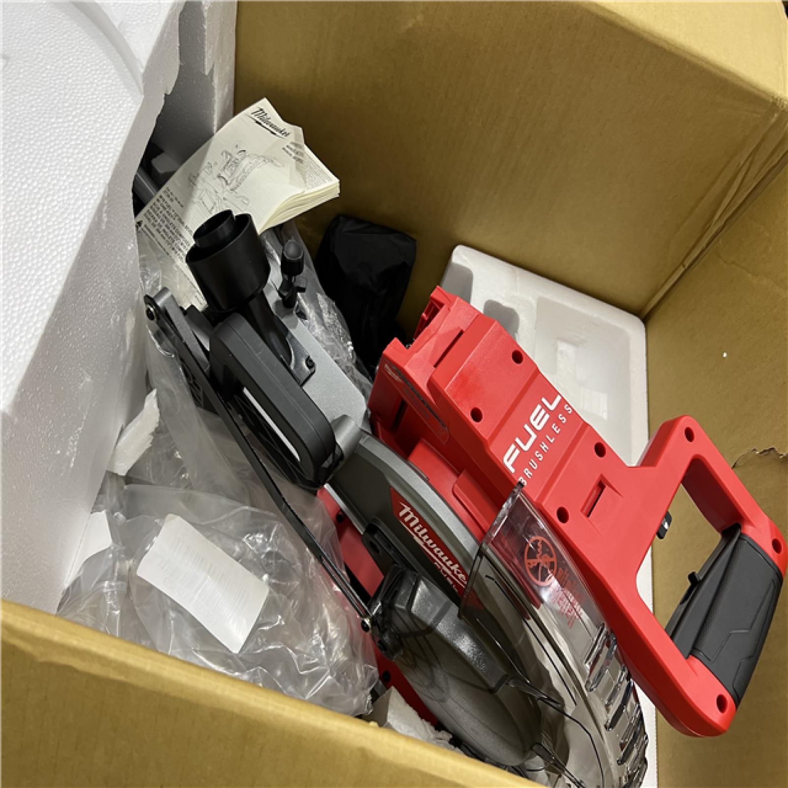 LIKE NEW Milwaukee M18 FUEL 18V Lithium-Ion Brushless Cordless 12 in. Dual Bevel Sliding Compound Miter Saw (Tool-Only)