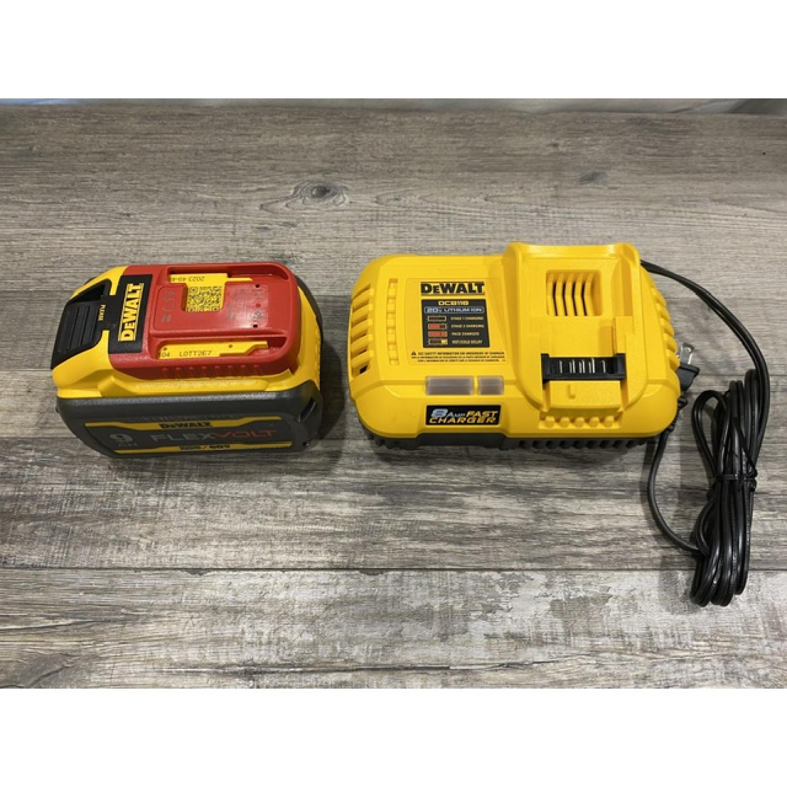 AS-IS DEWALT 20V/60V MAX FLEXVOLT Lithium-Ion 9.0Ah Battery and Charger Starter Kit