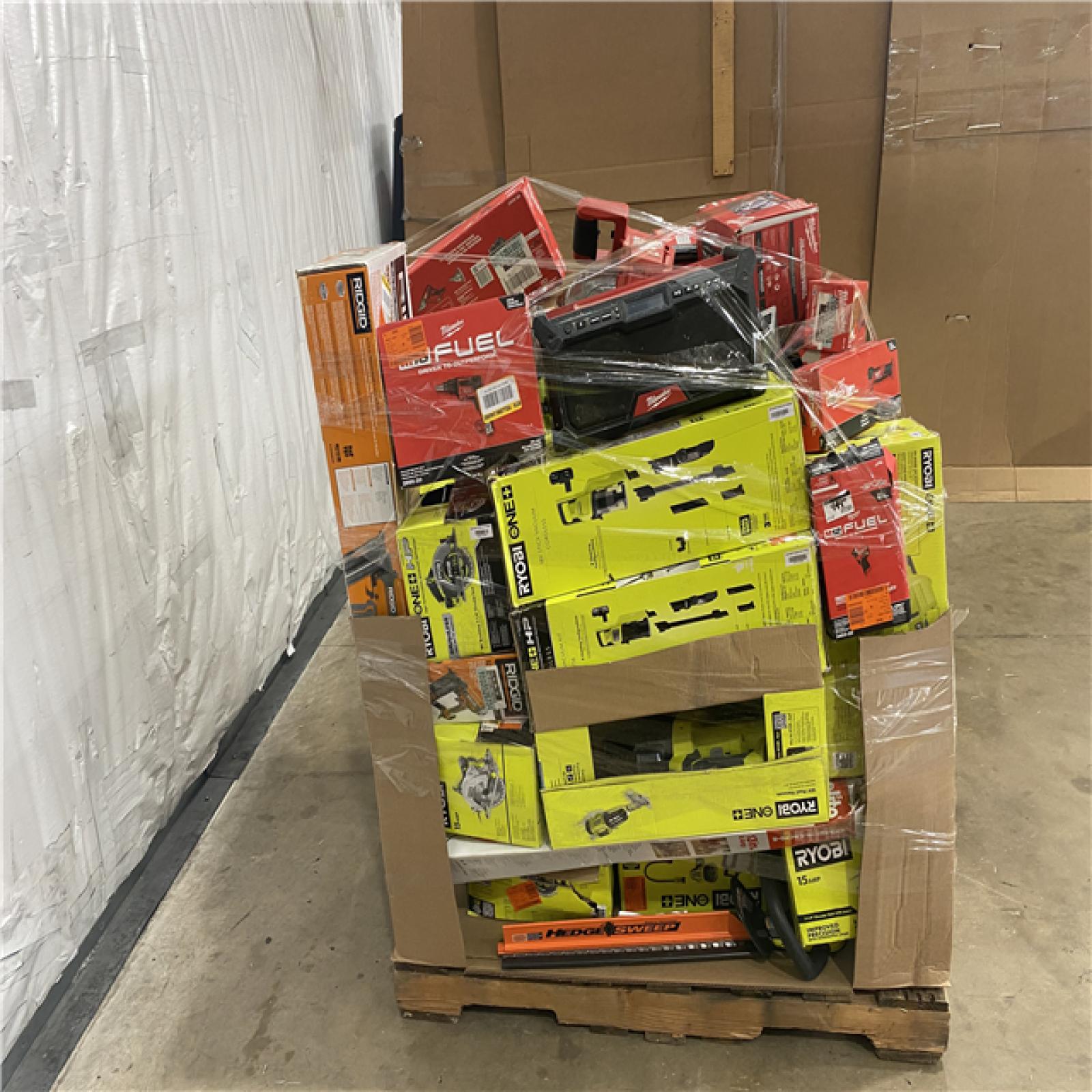 Houston Location AS IS - Tool Pallet