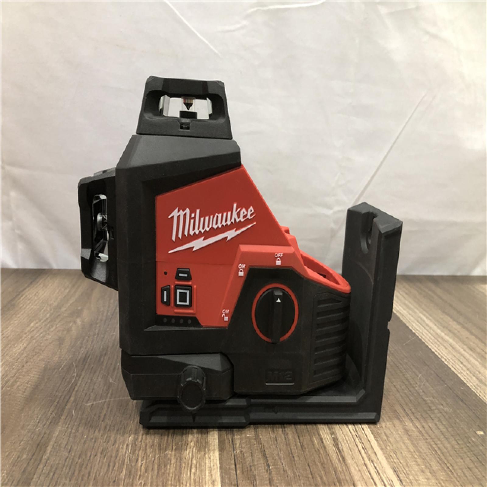 AS-IS Milwaukee 12-Volt Lithium-Ion Cordless Green 250 ft. 3-Plane Laser Level Kit