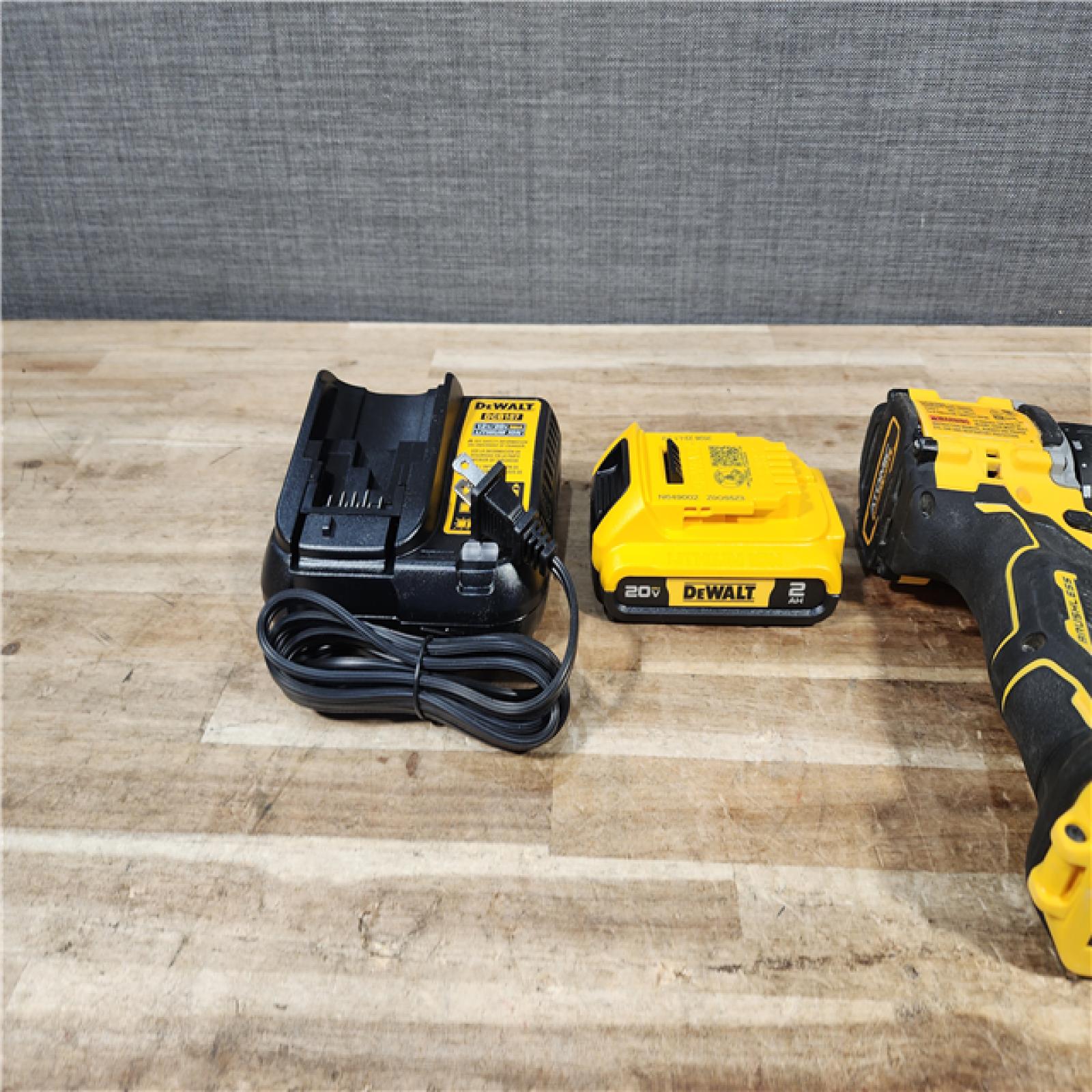 HOUSTON LOCATION - AS - IS DEWALT Atomic 20V Lithium-Ion Cordless Compact 1/2 in. Drill/Driver Kit