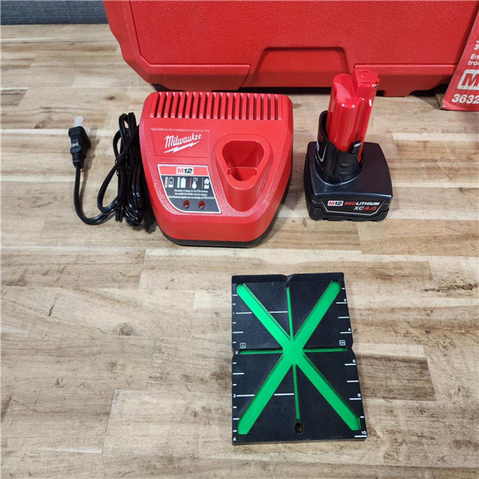HOUSTON LOCATION - AS-IS (APPEARS LIKE NEW) Milwaukee 12-Volt Lithium-Ion Cordless Green 250 ft. 3-Plane Laser Level Kit
