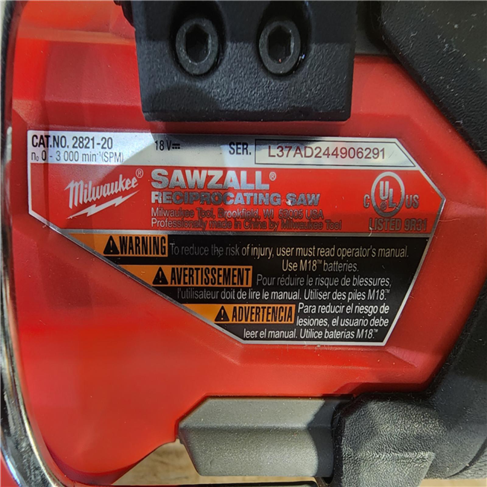 HOUSTON LOCATION - AS-IS (APPEARS LIKE NEW) Milwaukee M18 Fuel Sawzall Brushless Cordless Reciprocating Saw (TOOL ONLY)