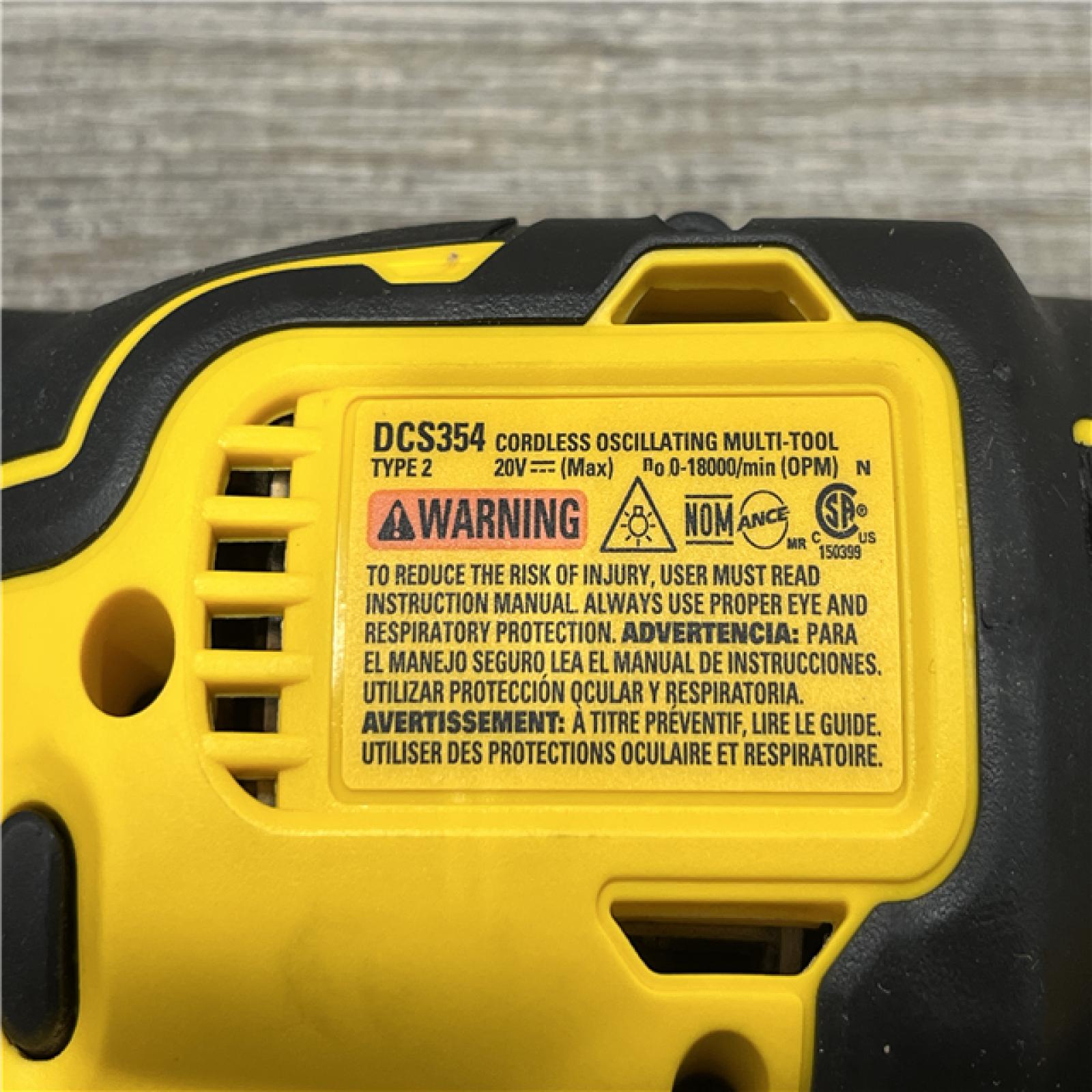 AS-IS DEWALT ATOMIC 20V MAX Cordless Brushless Oscillating Multi Tool Kit