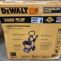 Phoenix NEW DEWALT 3400 PSI 2.5 GPM Gas Cold Water Pressure Washer with DeWalt 210 Engine