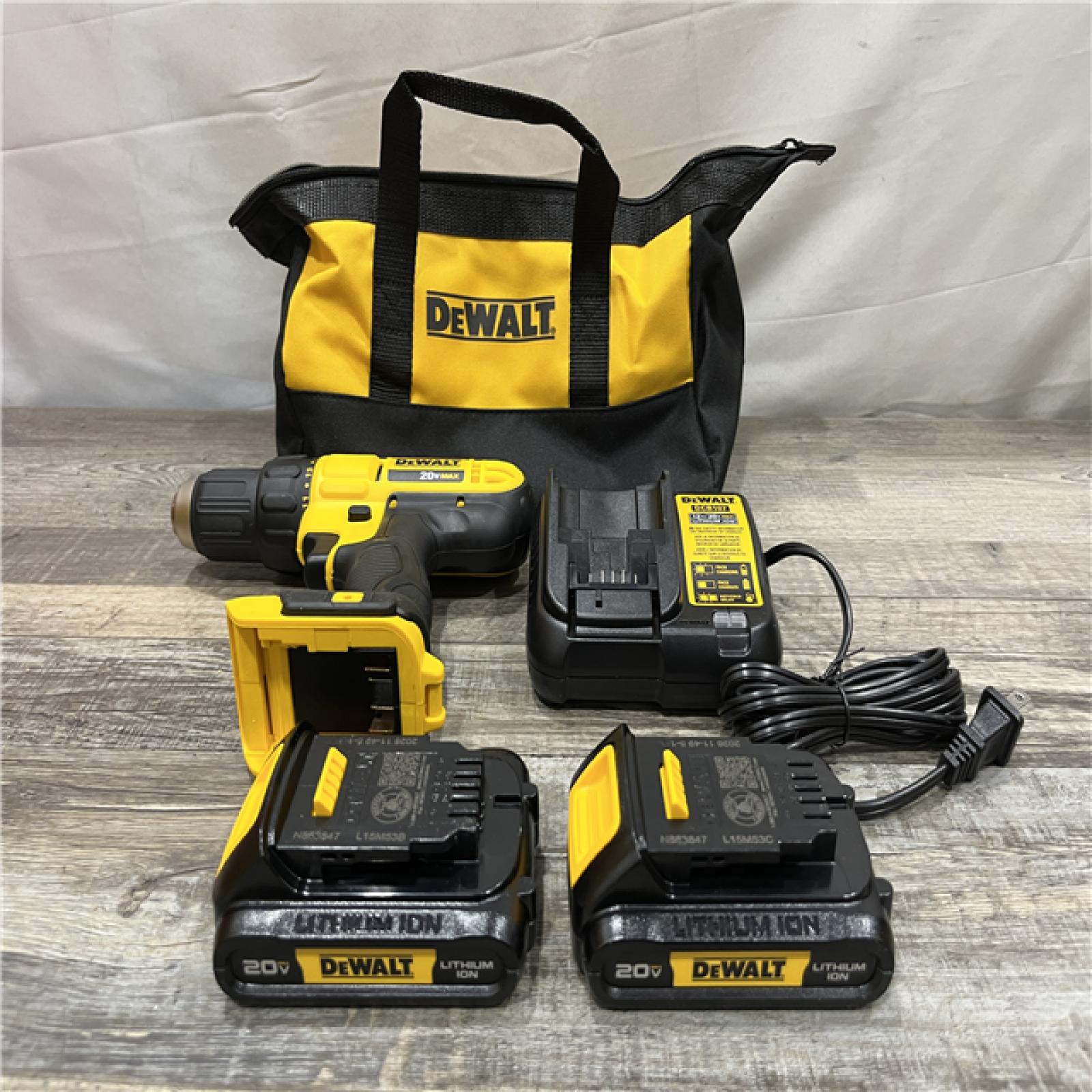 AS-IS DEWALT 20V MAX Cordless 1/2 in. Drill/Driver Kit