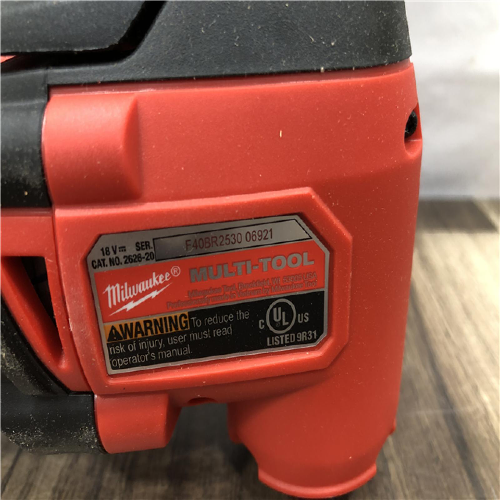 AS-IS Milwaukee 18V Lithium-Ion Cordless Oscillating Multi-Tool (Tool-Only)