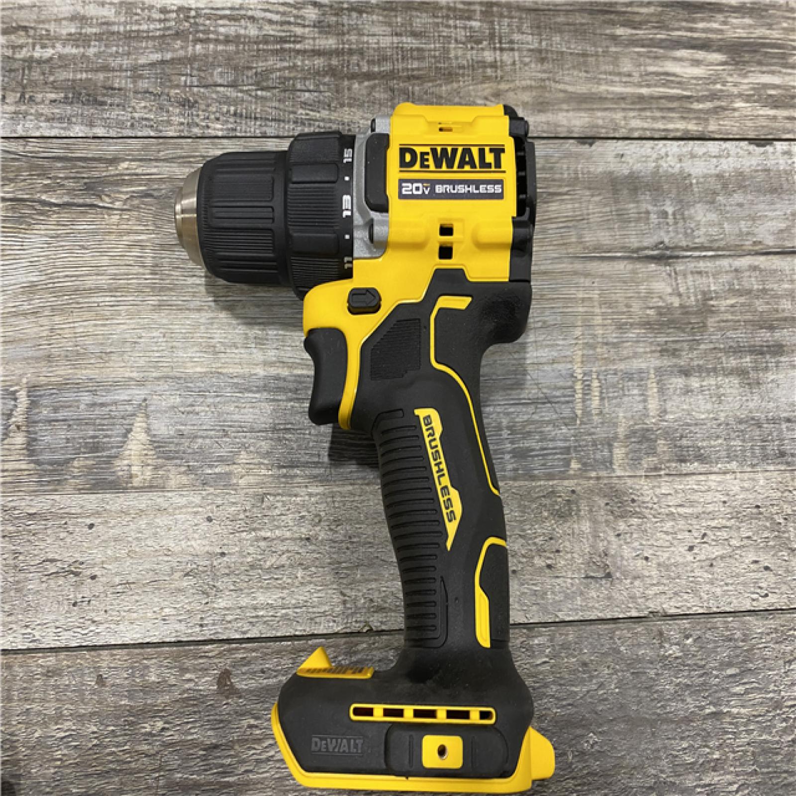 AS-IS DEWALT Atomic 20V Lithium-Ion Cordless Compact 1/2 in. Drill/Driver Kit