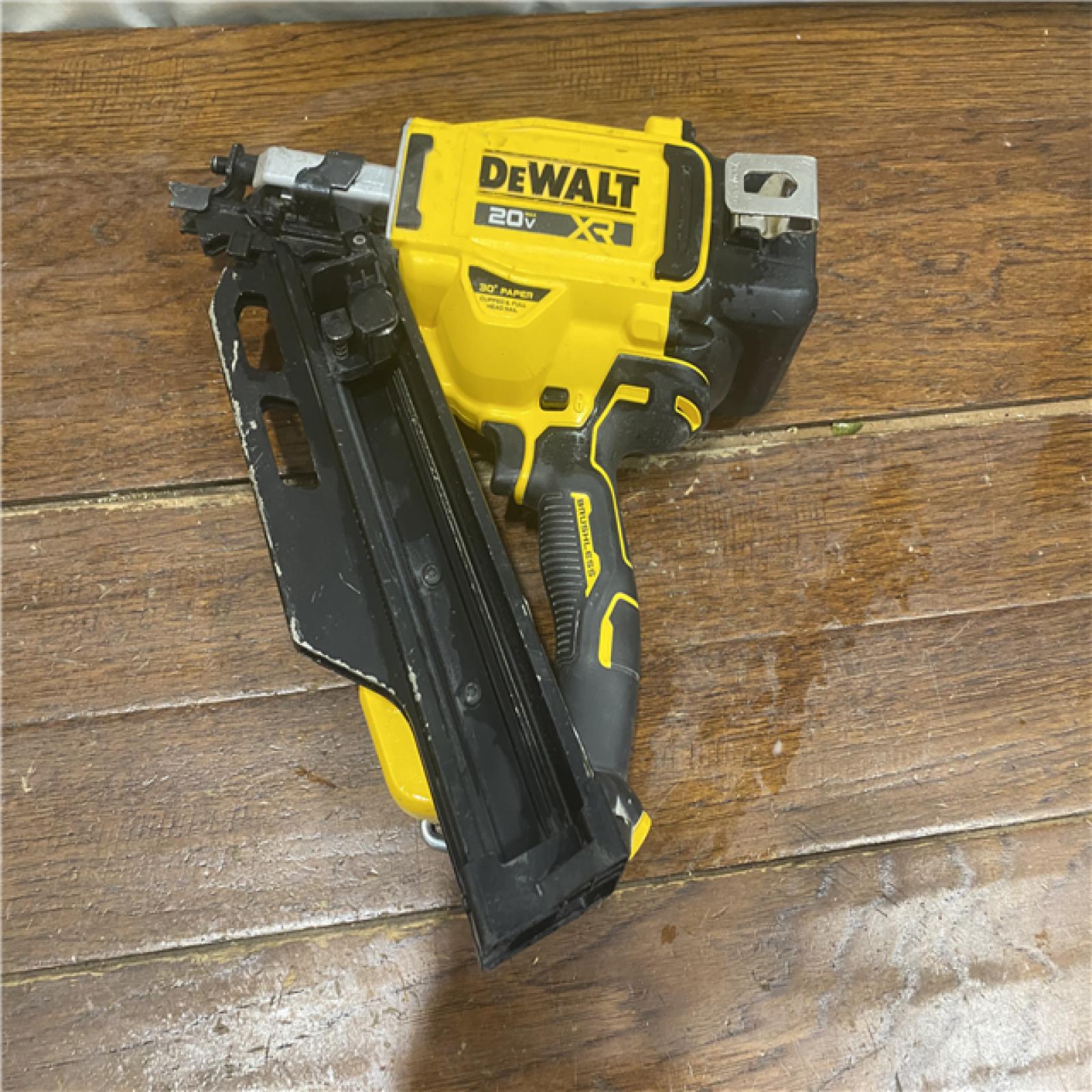 AS-IS DEWALT 20-Volt 30° Cordless Framing Nailer (Tool-Only)
